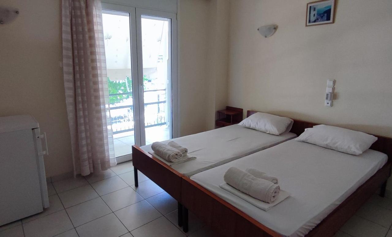Περσεφονη Hotell Kaména Voúrla Eksteriør bilde